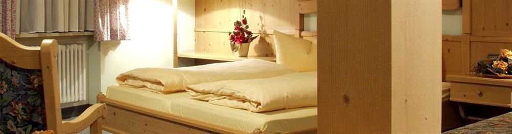 Akzent Hotel Am Bach デッテルバッハ エクステリア 写真